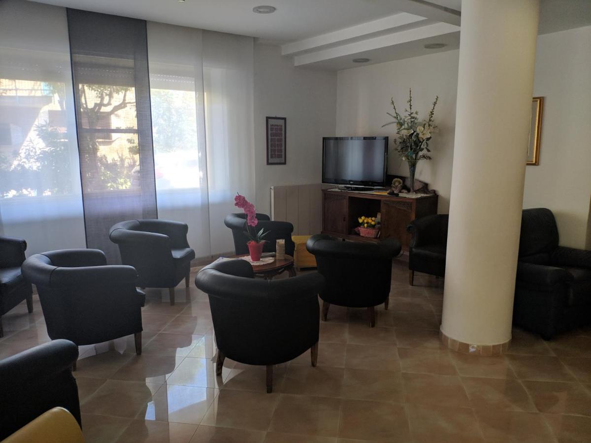 Hotel Luana Кианчано Терме Екстериор снимка